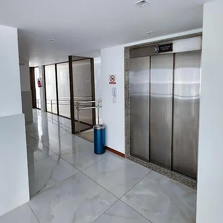 Novo Apartamento Quarto E Sala Proximo Da Praia Do Porto Da Barra Salvador Exterior photo