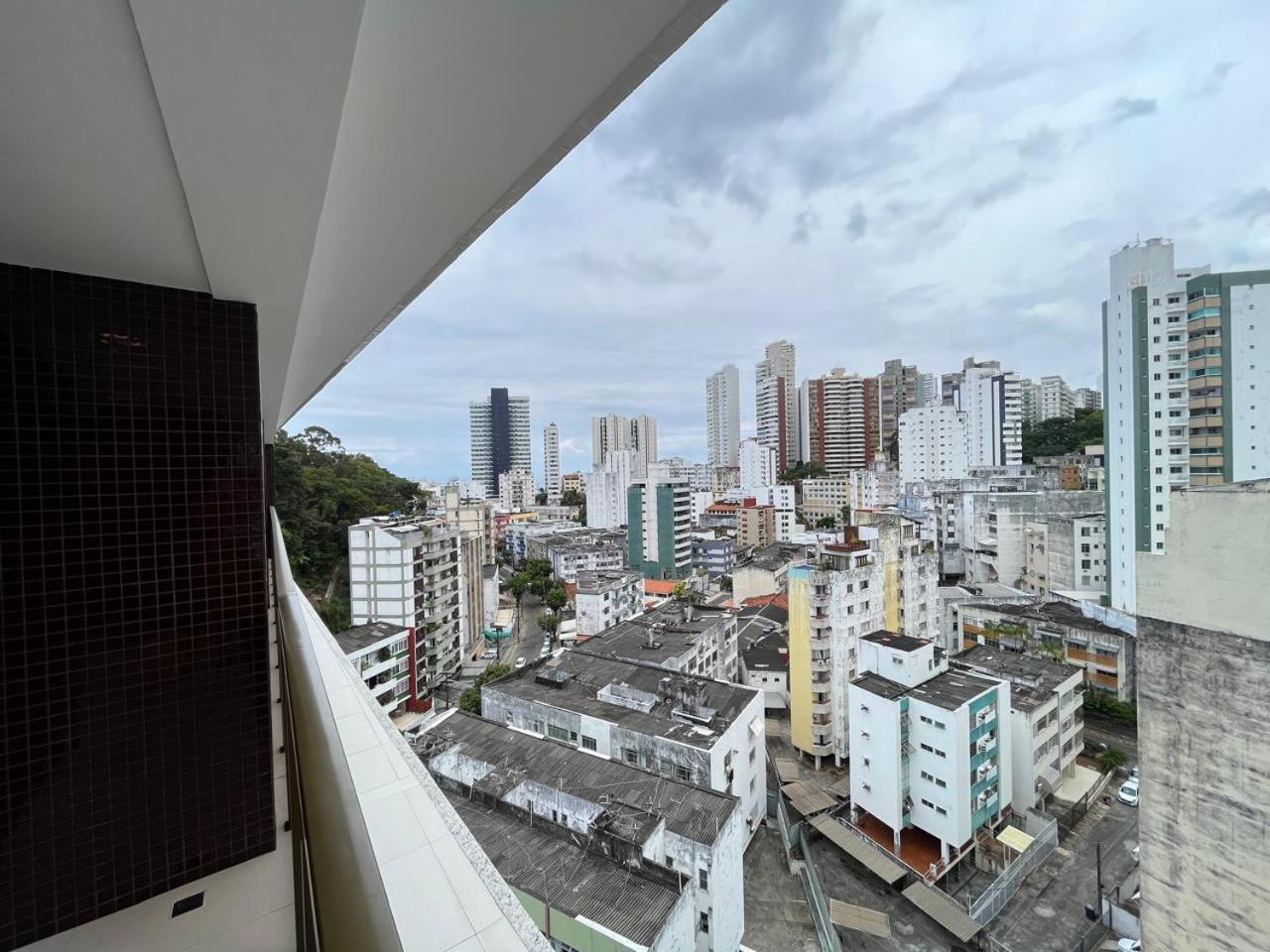 Novo E Sala Proximo Da Do Porto Da Barra